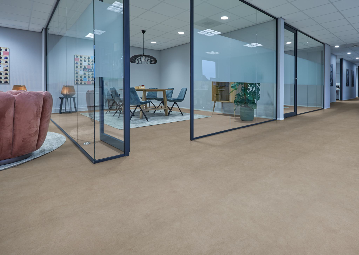 P525 click SRC light grey