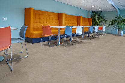 P529 loose lay light grey