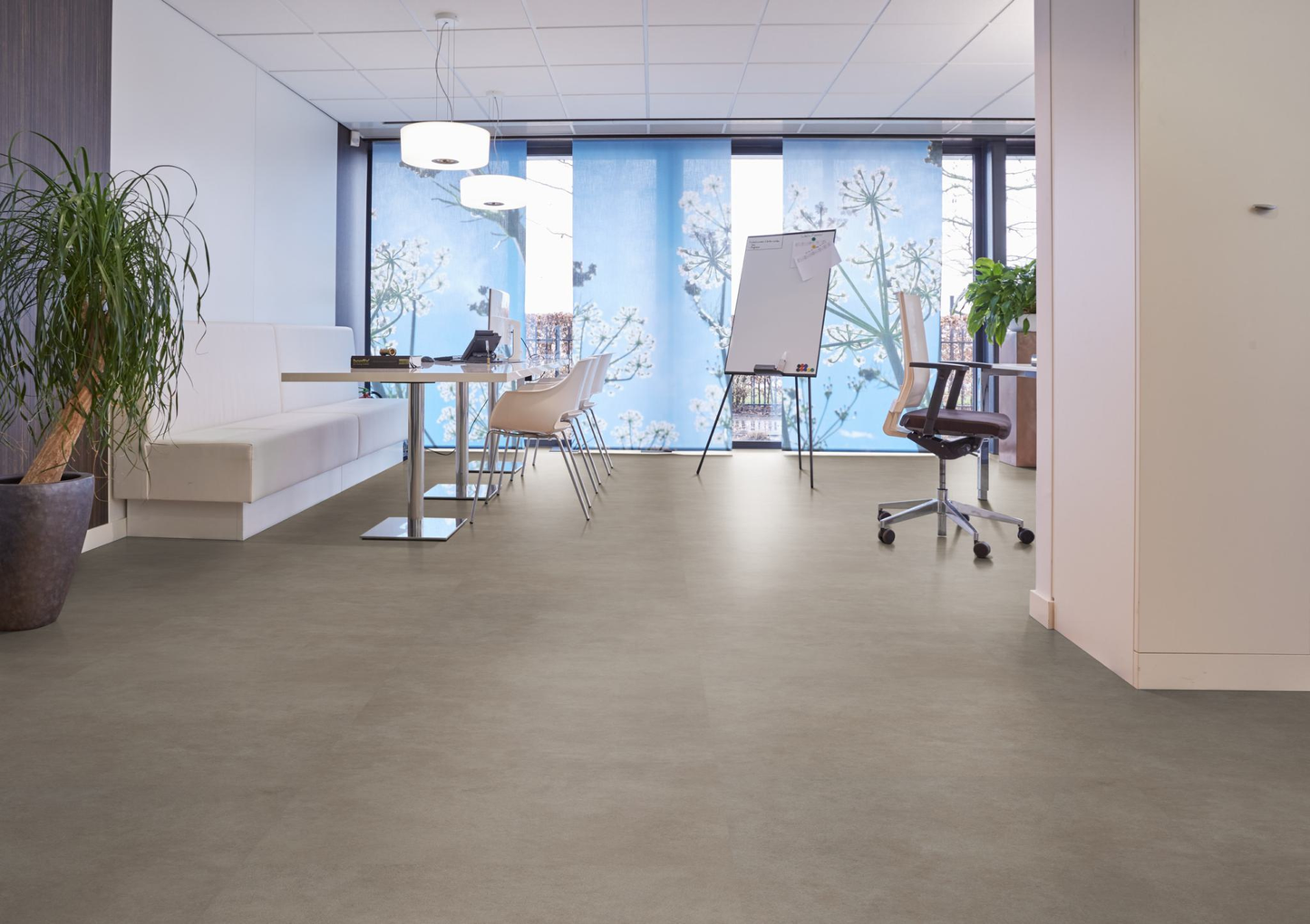 P529 loose lay warm grey