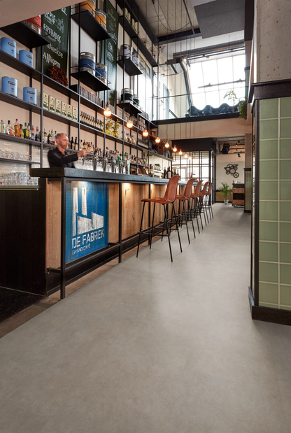 P529 loose lay warm grey