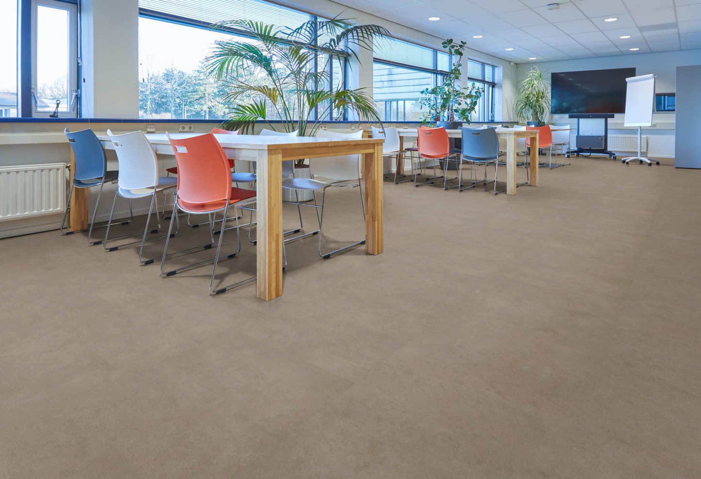 P529 loose lay taupe