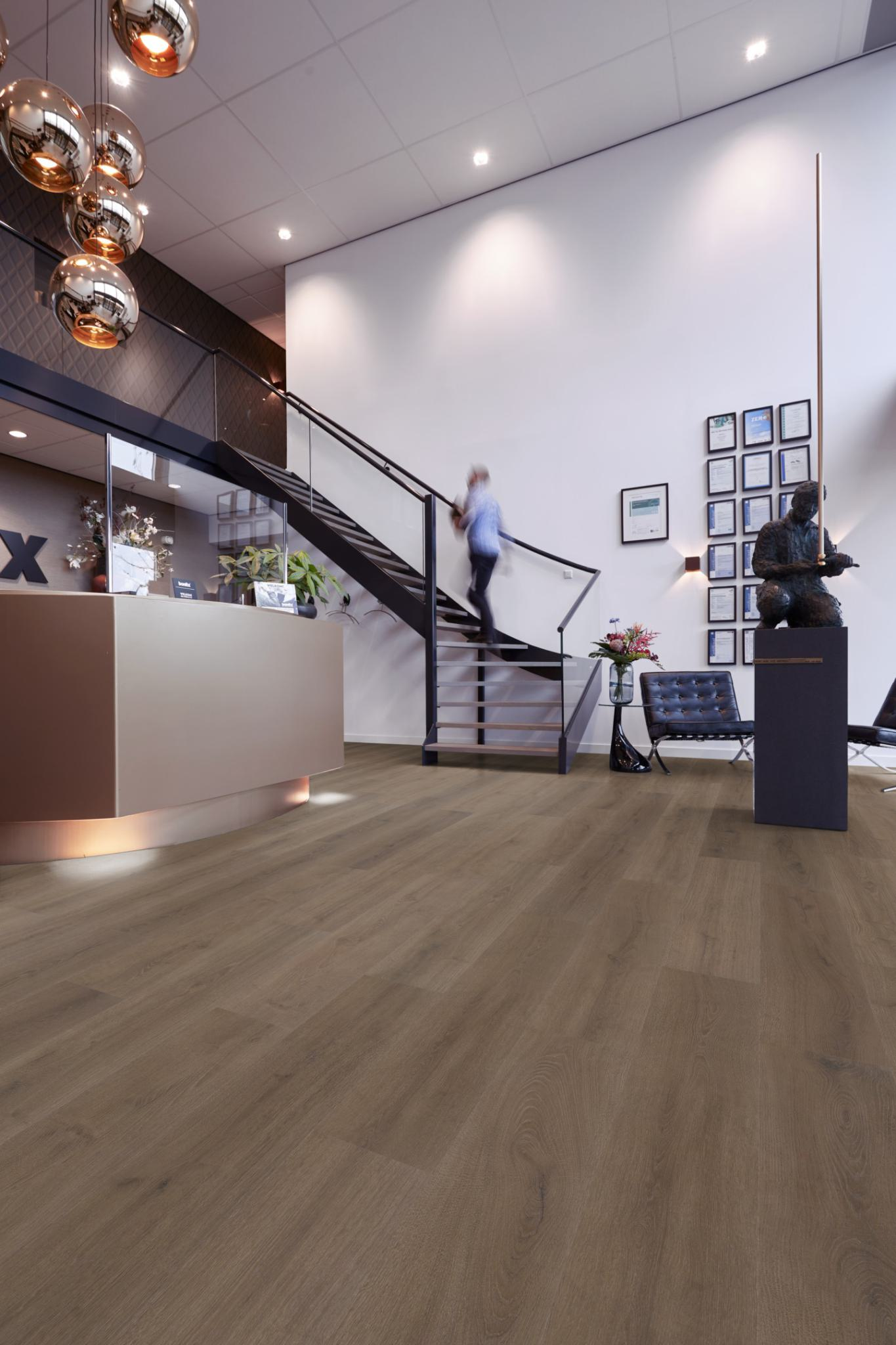 P535 click SRC brown