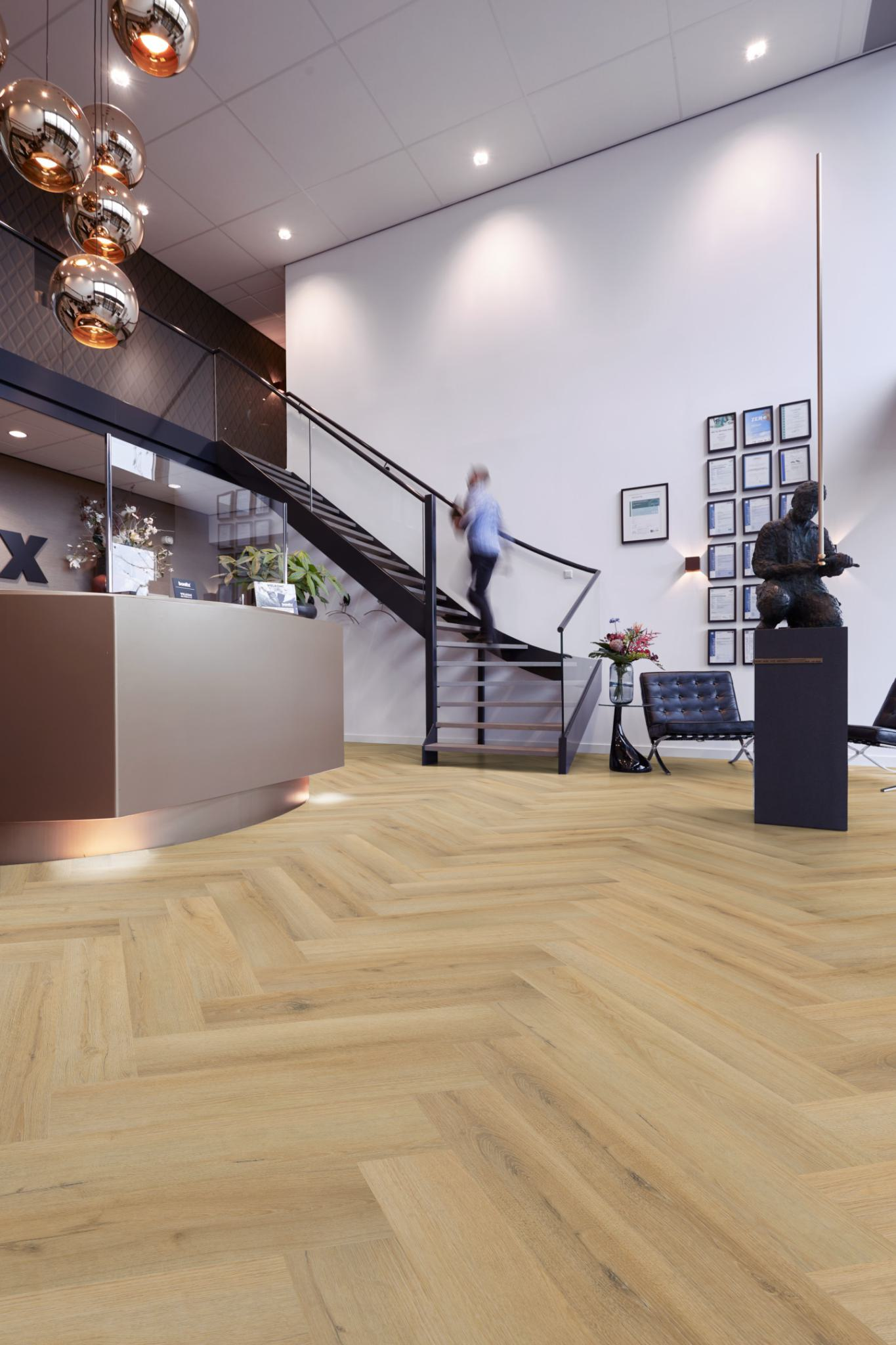 P735 visgraat click SRC natural