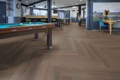 P735 visgraat click SRC brown