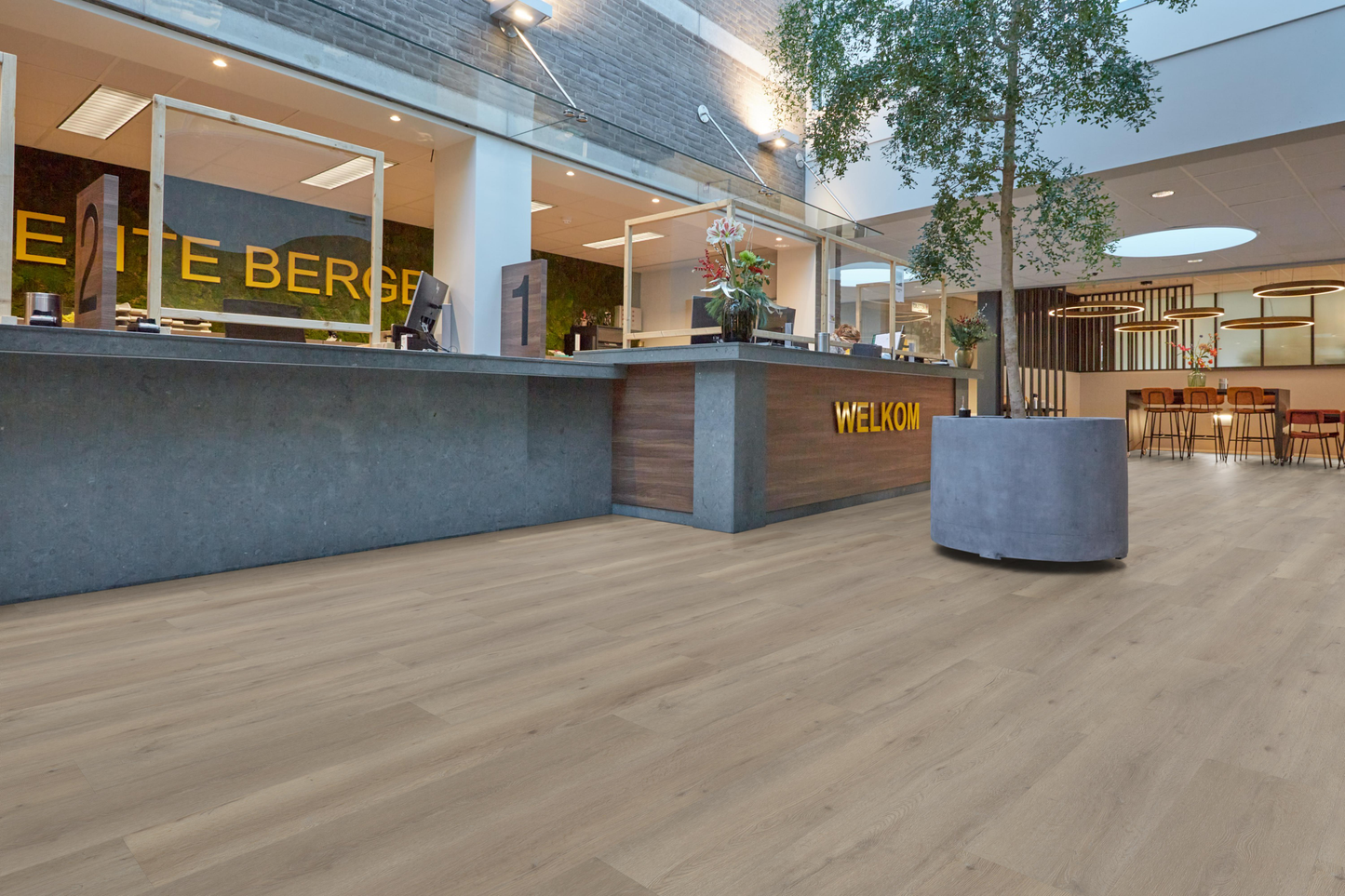 P410 dryback light oak