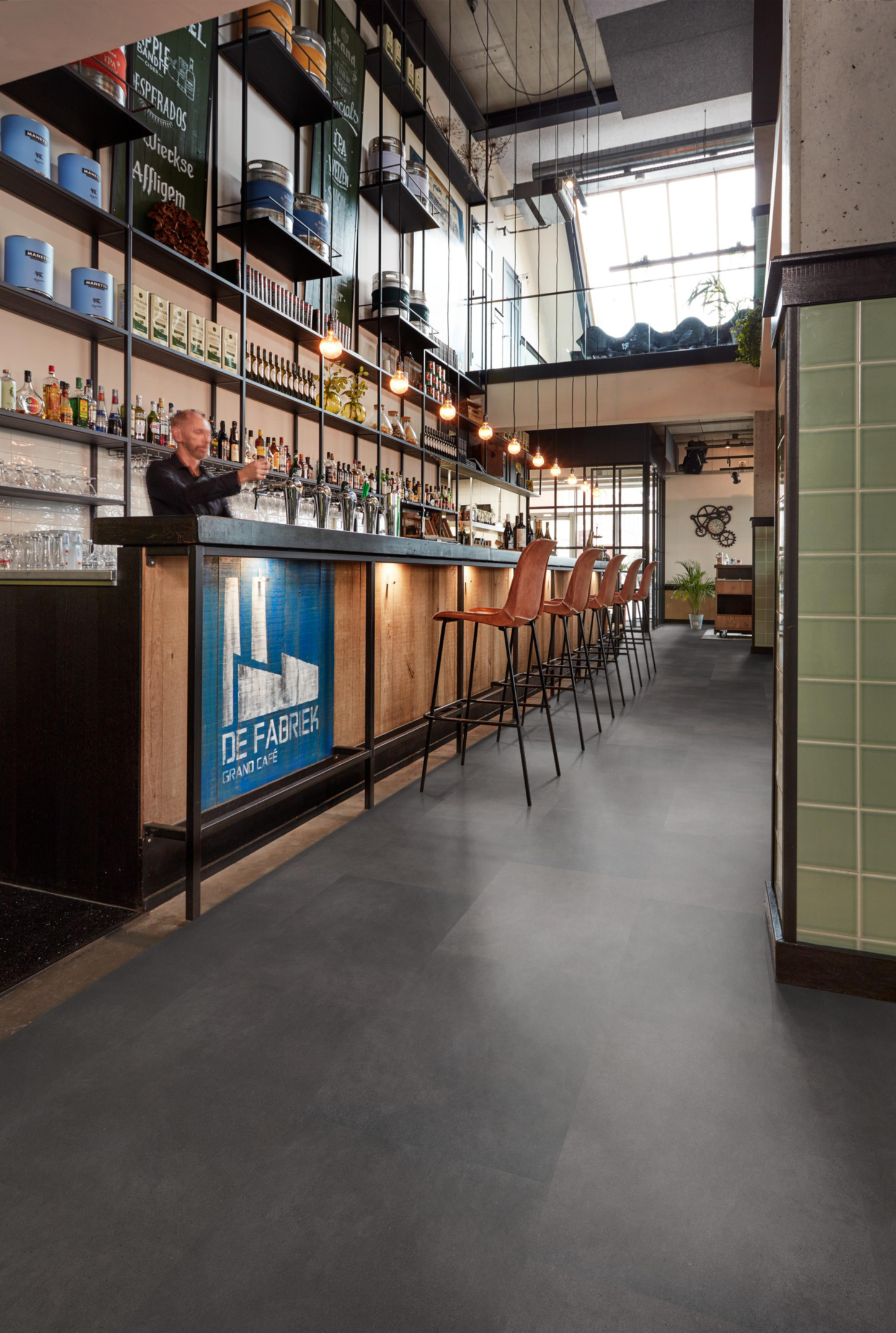 P330 dryback anthracite