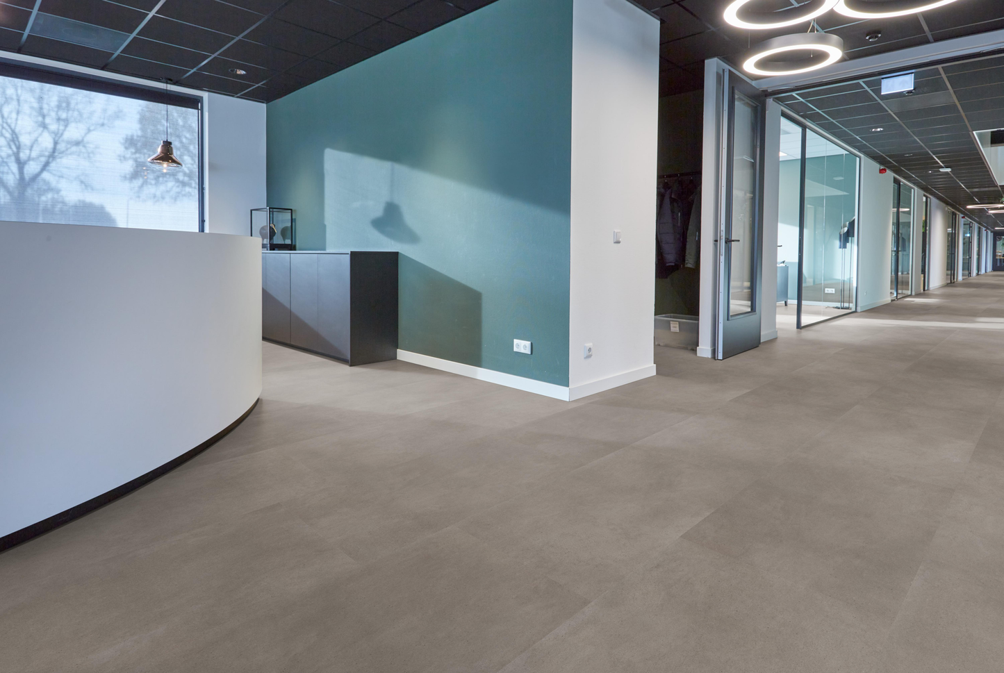 P335 click SRC taupe