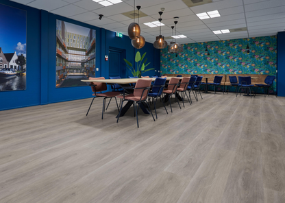 P435 click SRC grey oak