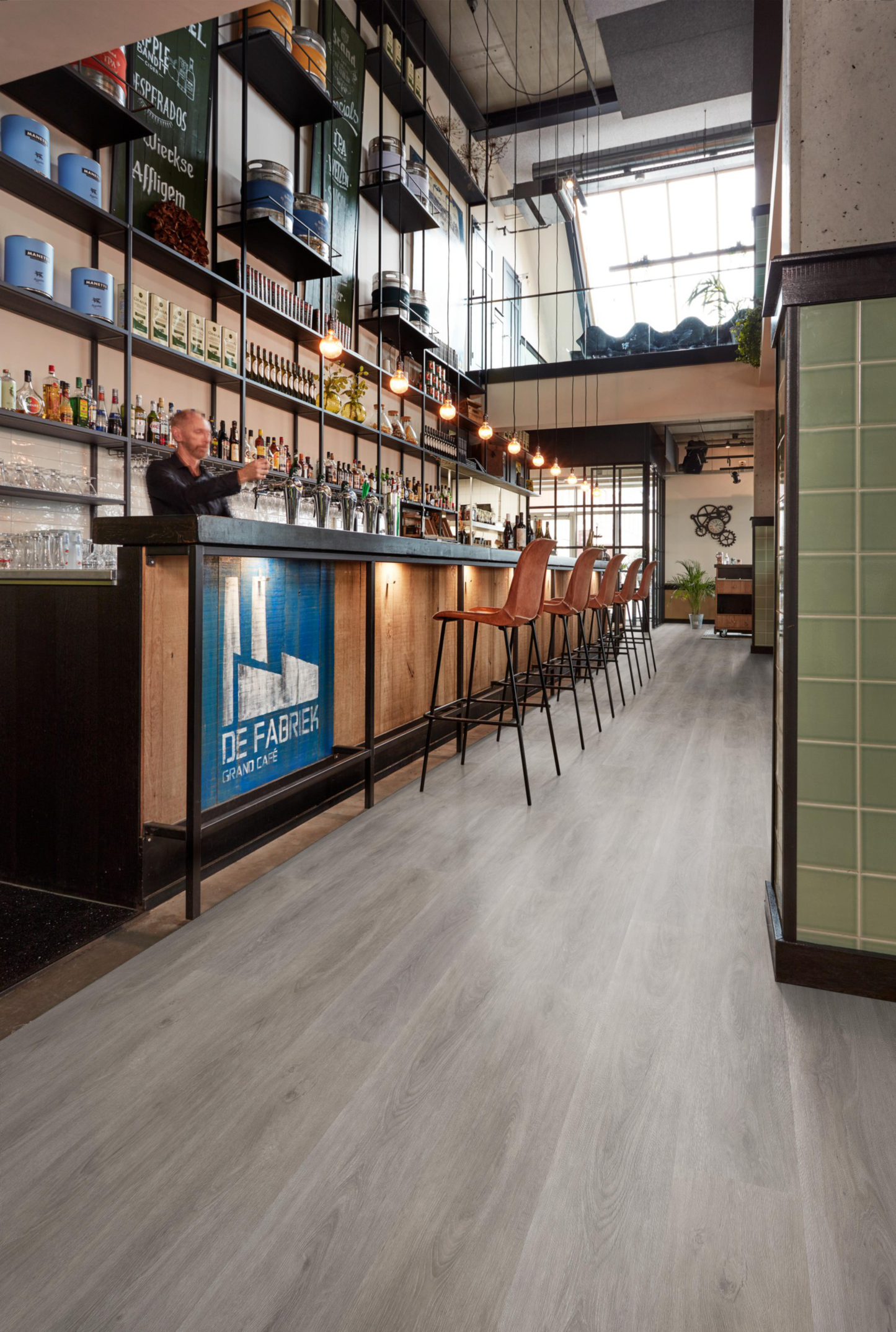 P435 click SRC grey oak