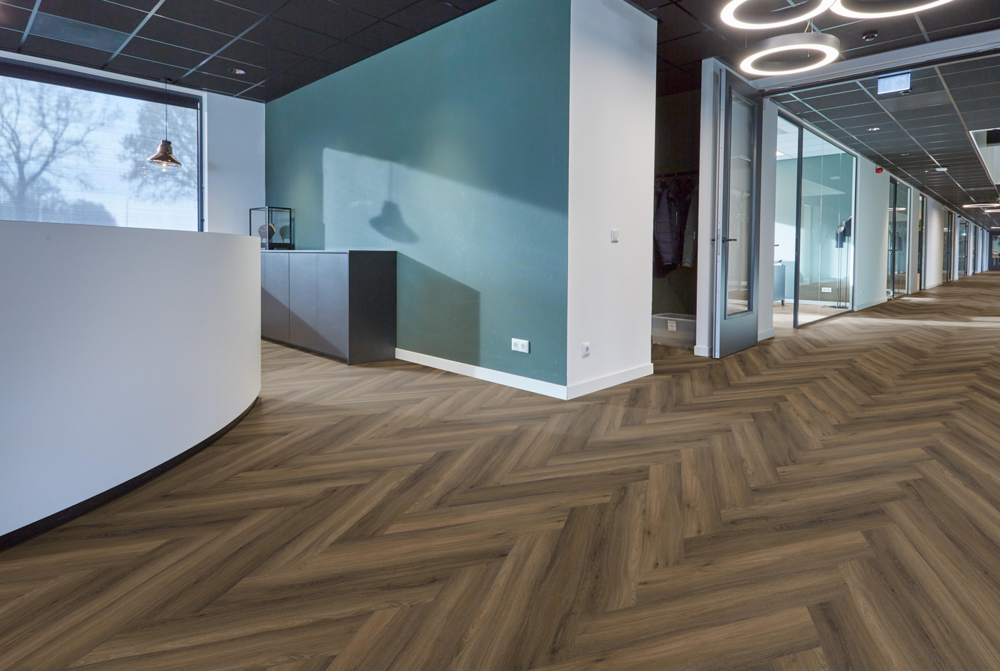 P605 visgraat click SRC warm brown