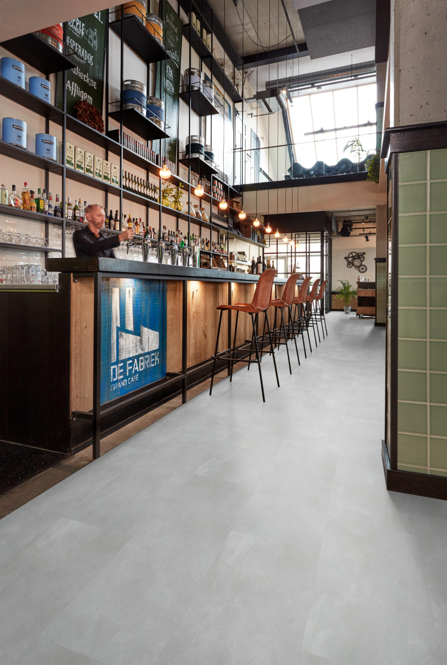 P325 click SRC light grey