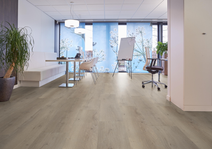 P415 click SRC light oak