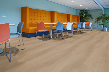 P425 click SRC natural oak