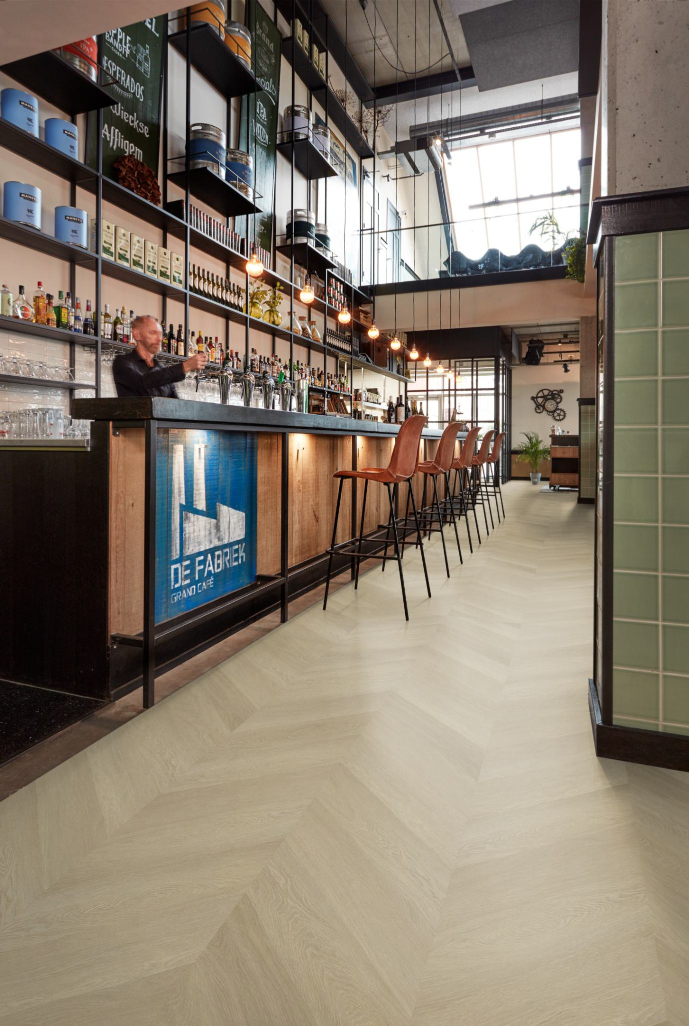 P623 hongaarse punt dryback natural oak