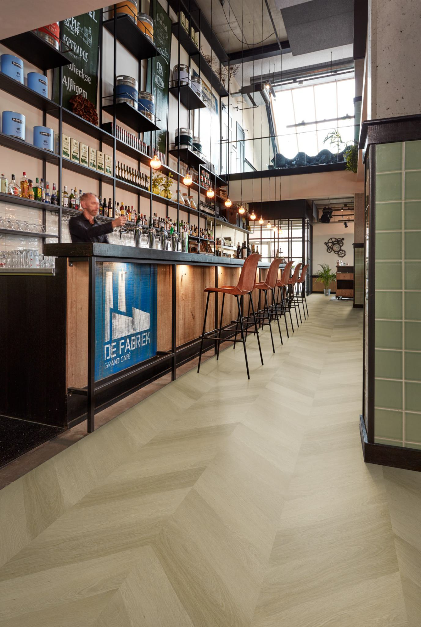 P623 hongaarse punt dryback warm oak