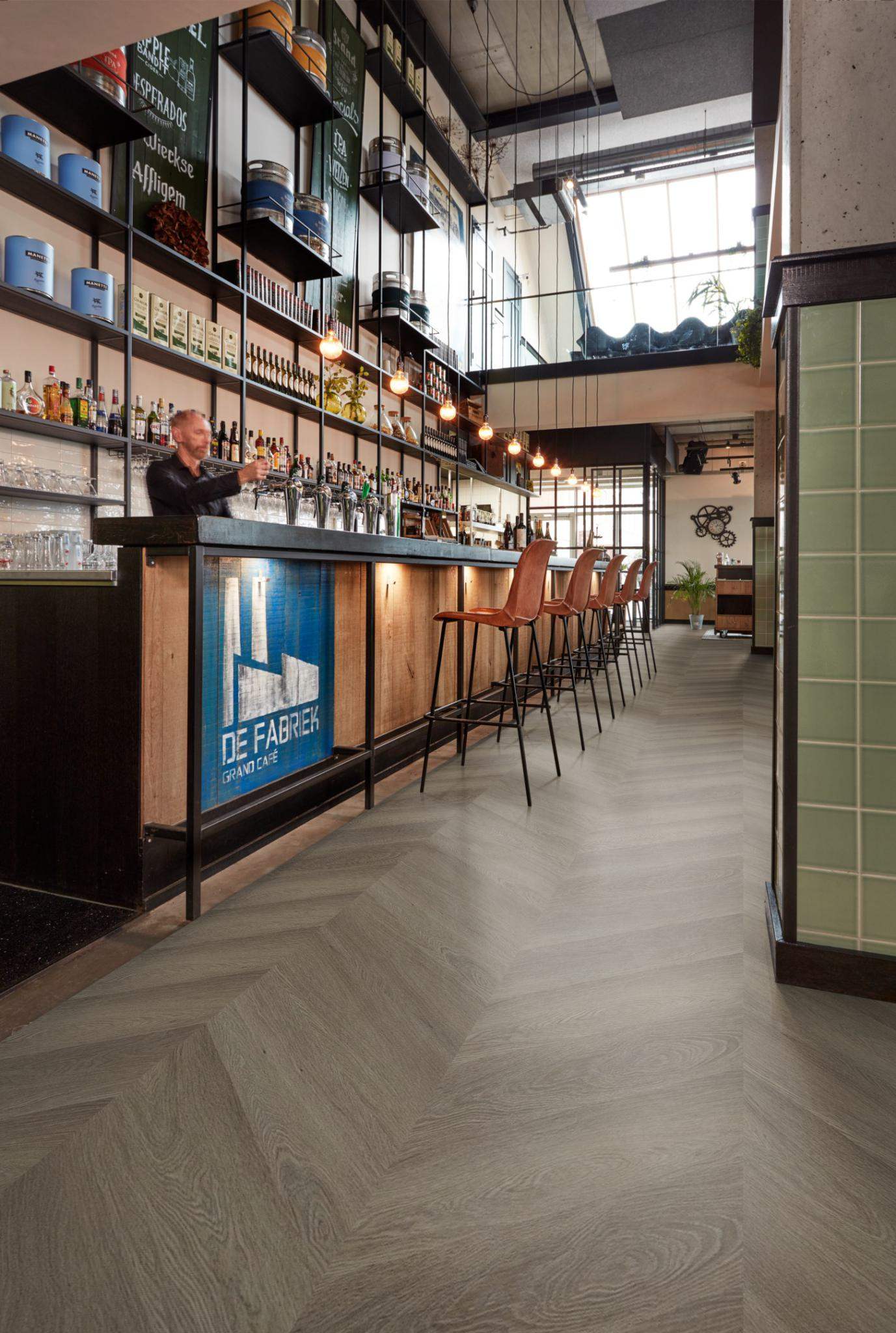 P623 hongaarse punt dryback brown