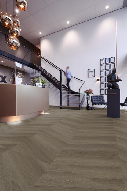 P623 hongaarse punt dryback brown