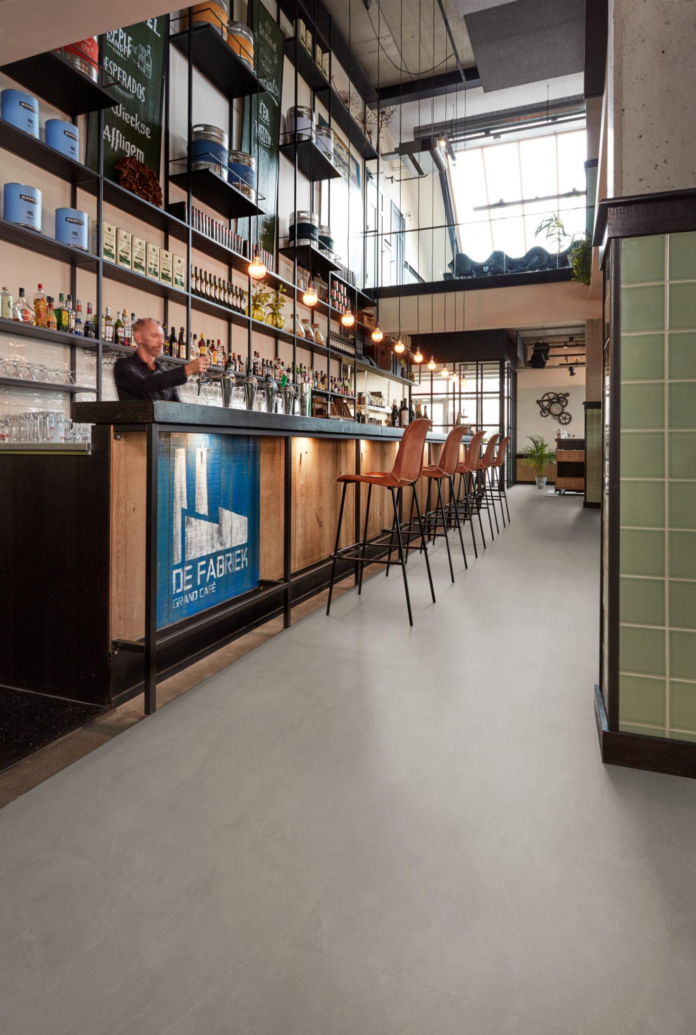 P361 XL dryback warm grey