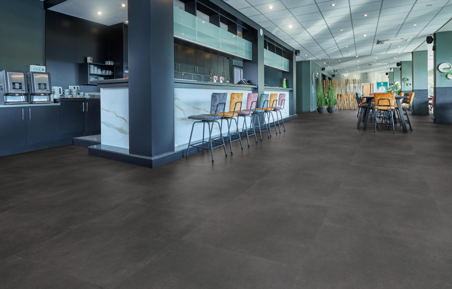 P341 XL dryback anthracite