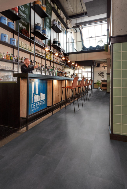 P345 click anthracite