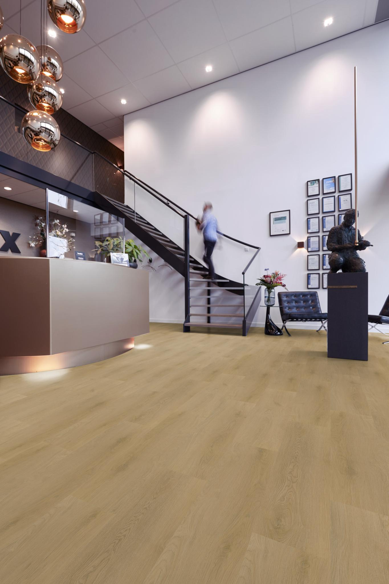 P440 dryback light oak