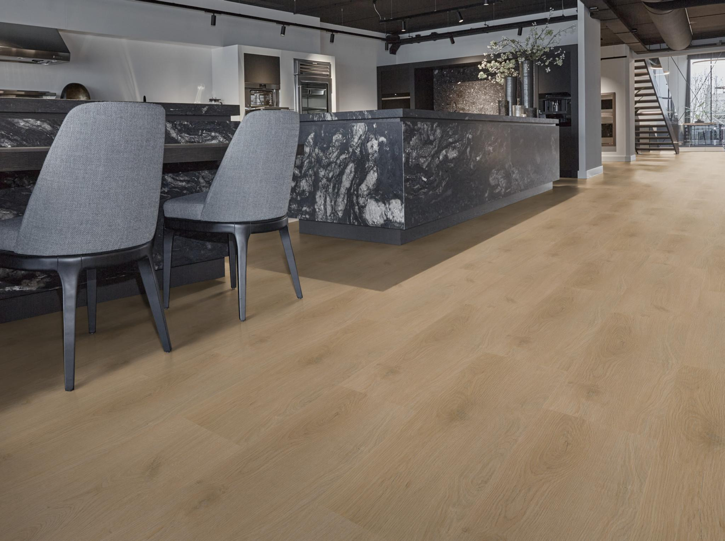 P445 click natural oak
