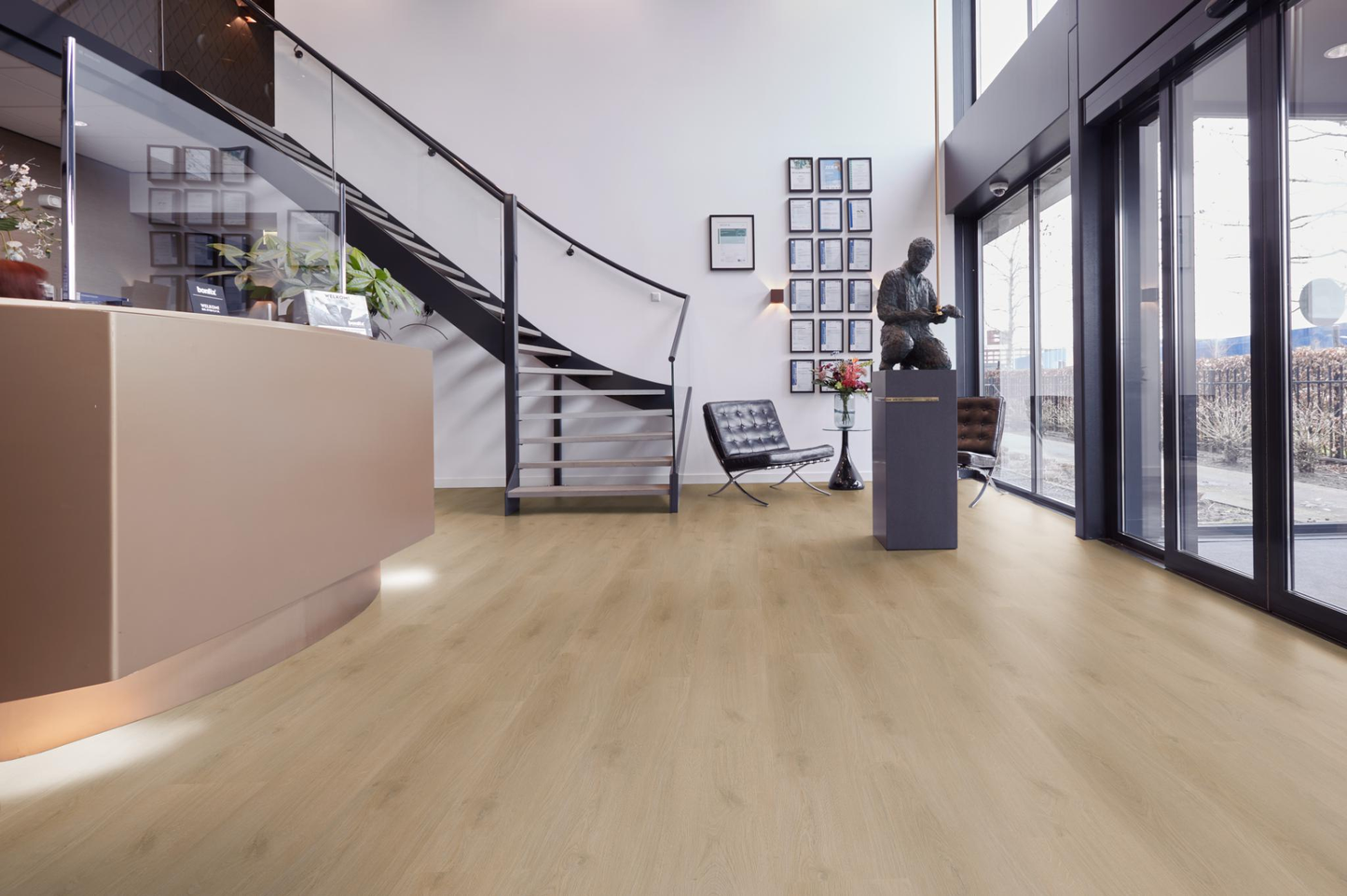 P445 click natural oak