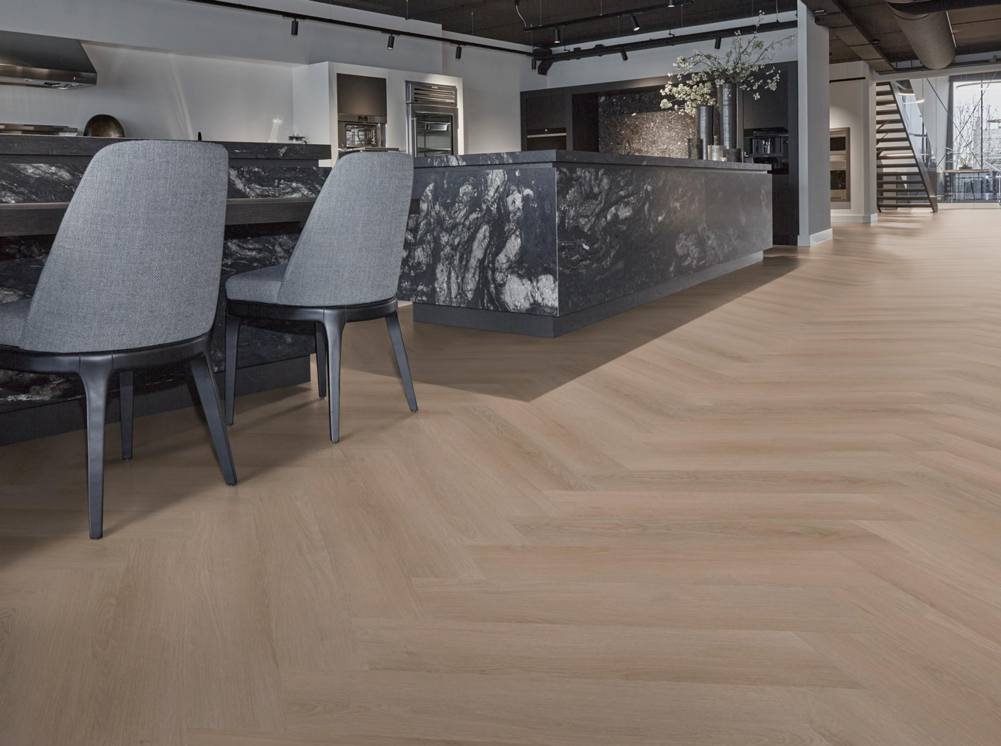 P645 visgraat click dark oak