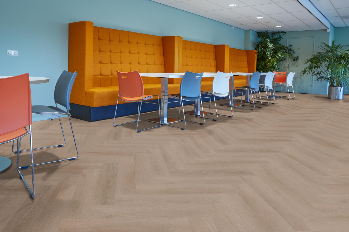 P645 visgraat click dark oak