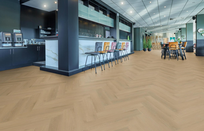 P645 visgraat click light oak