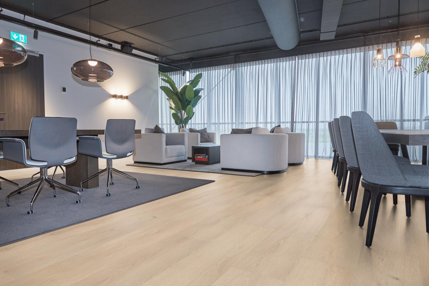 P505 click SRC light oak