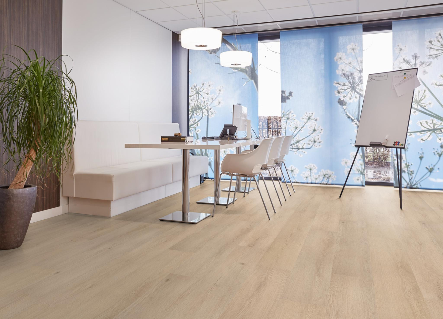 P505 click SRC light oak