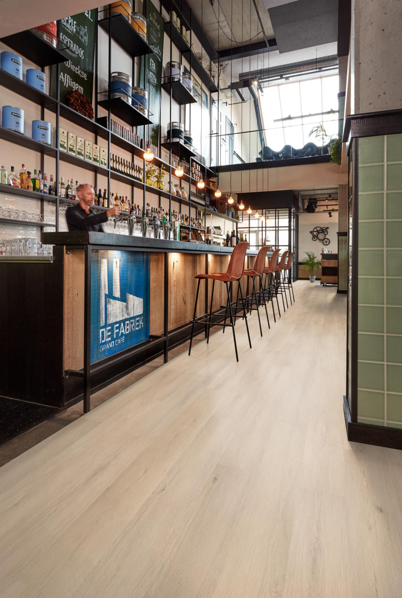 P509 loose lay light oak