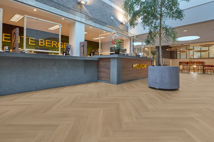 P710 visgraat dryback warm oak