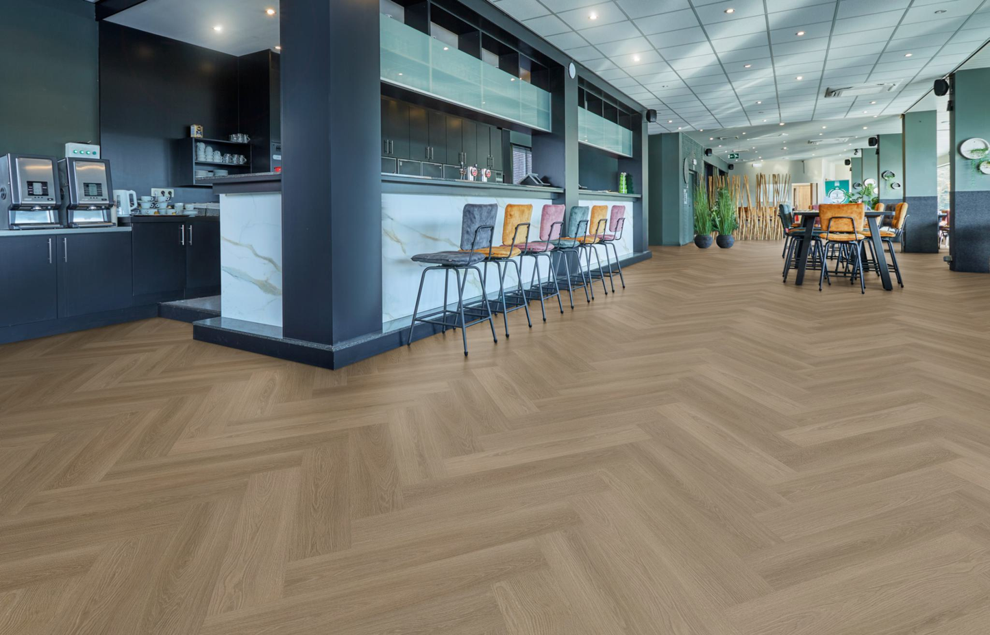 P715 visgraat click SRC dark oak