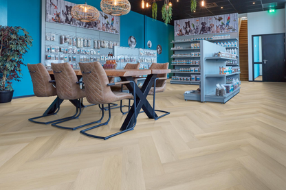 P705 visgraat click SRC light oak