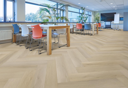 P705 visgraat click SRC light oak