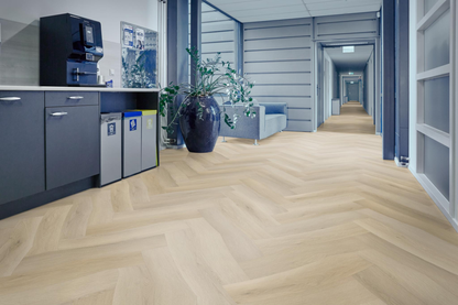 P705 visgraat click SRC light oak