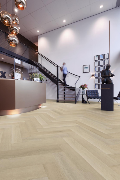 P705 visgraat click SRC beige