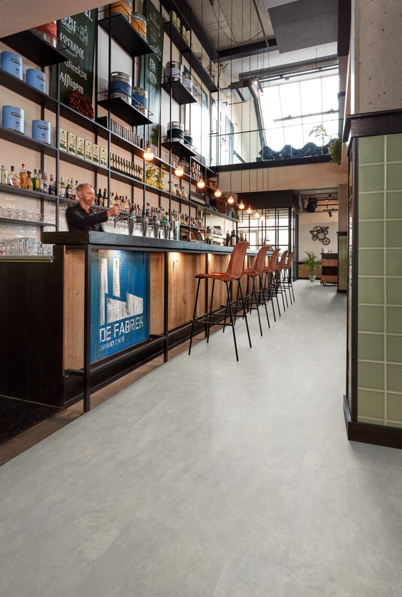 P370 dryback light grey