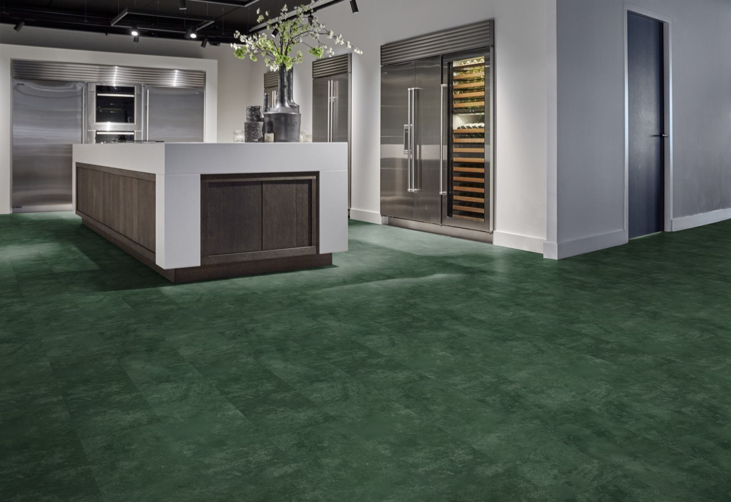 P370 dryback dark green