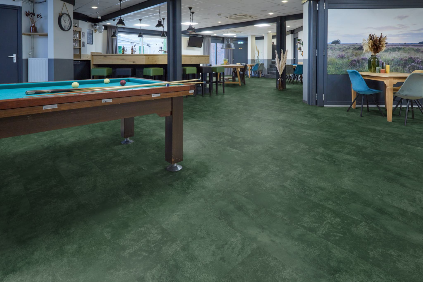 P370 dryback dark green