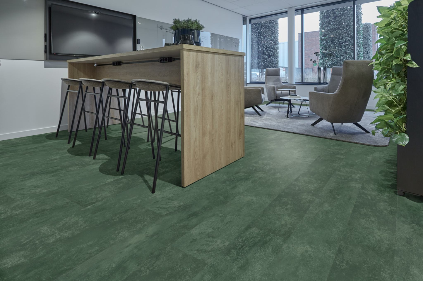 P370 dryback dark green