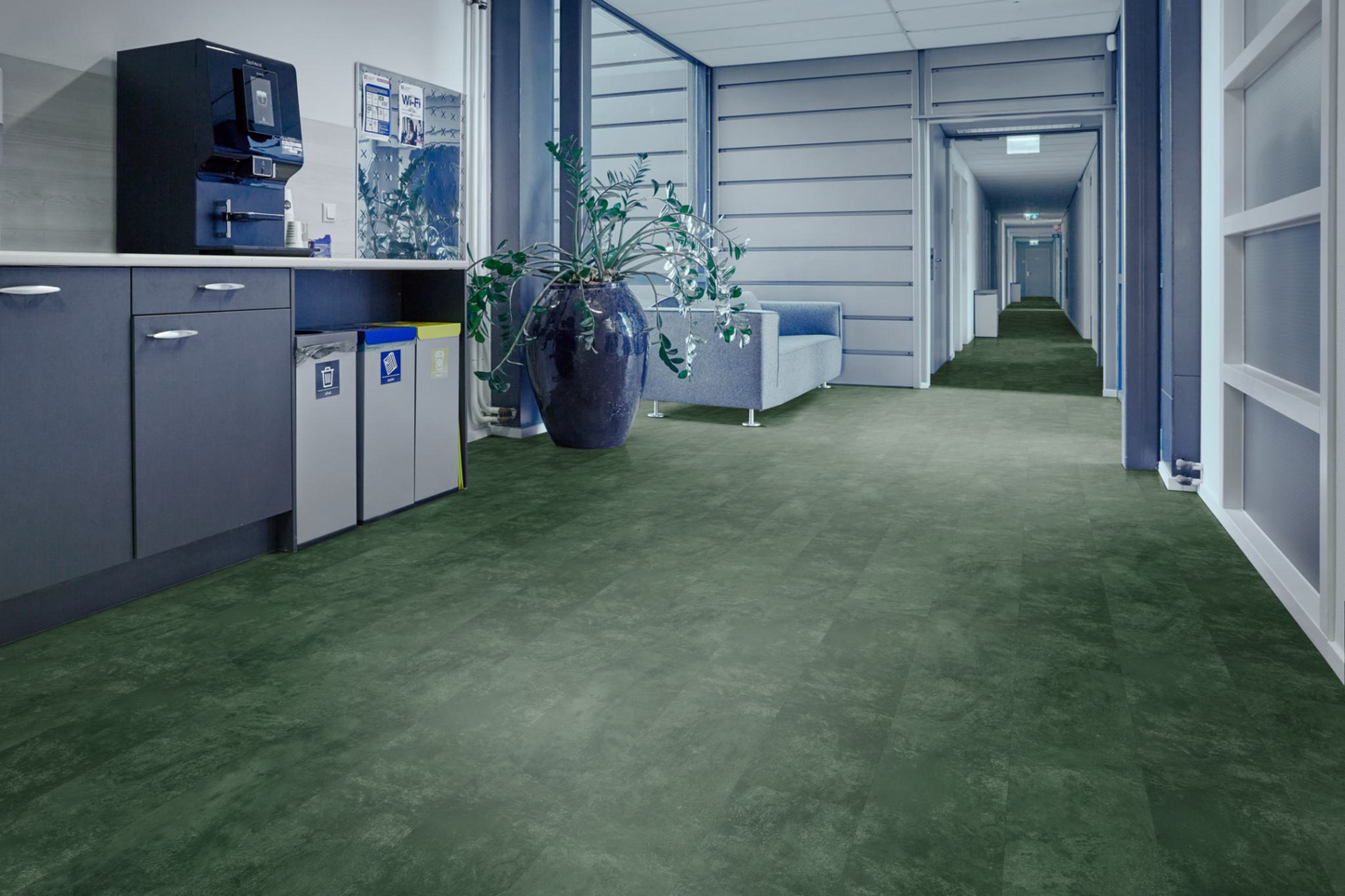 P370 dryback dark green