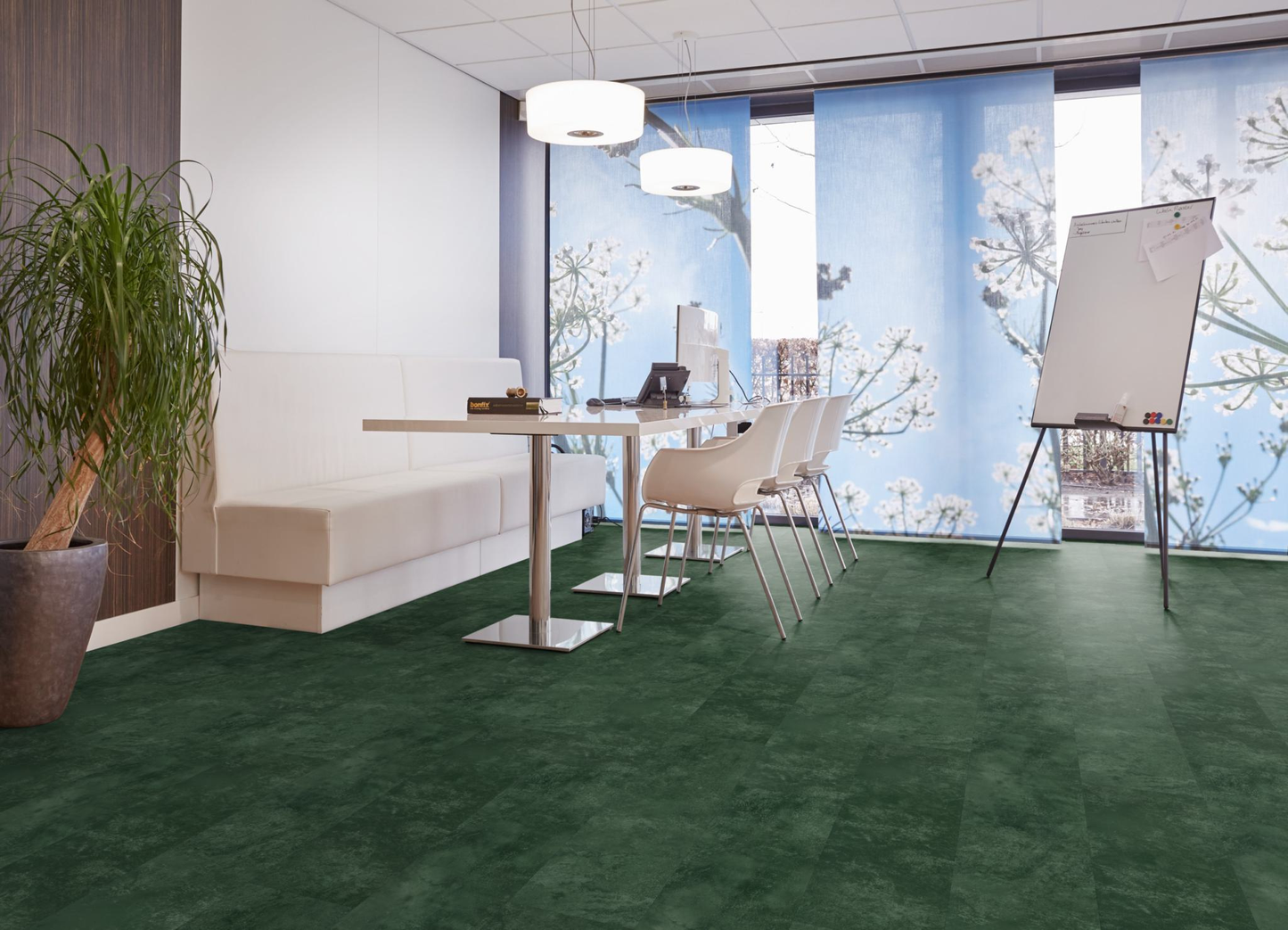 P370 dryback dark green