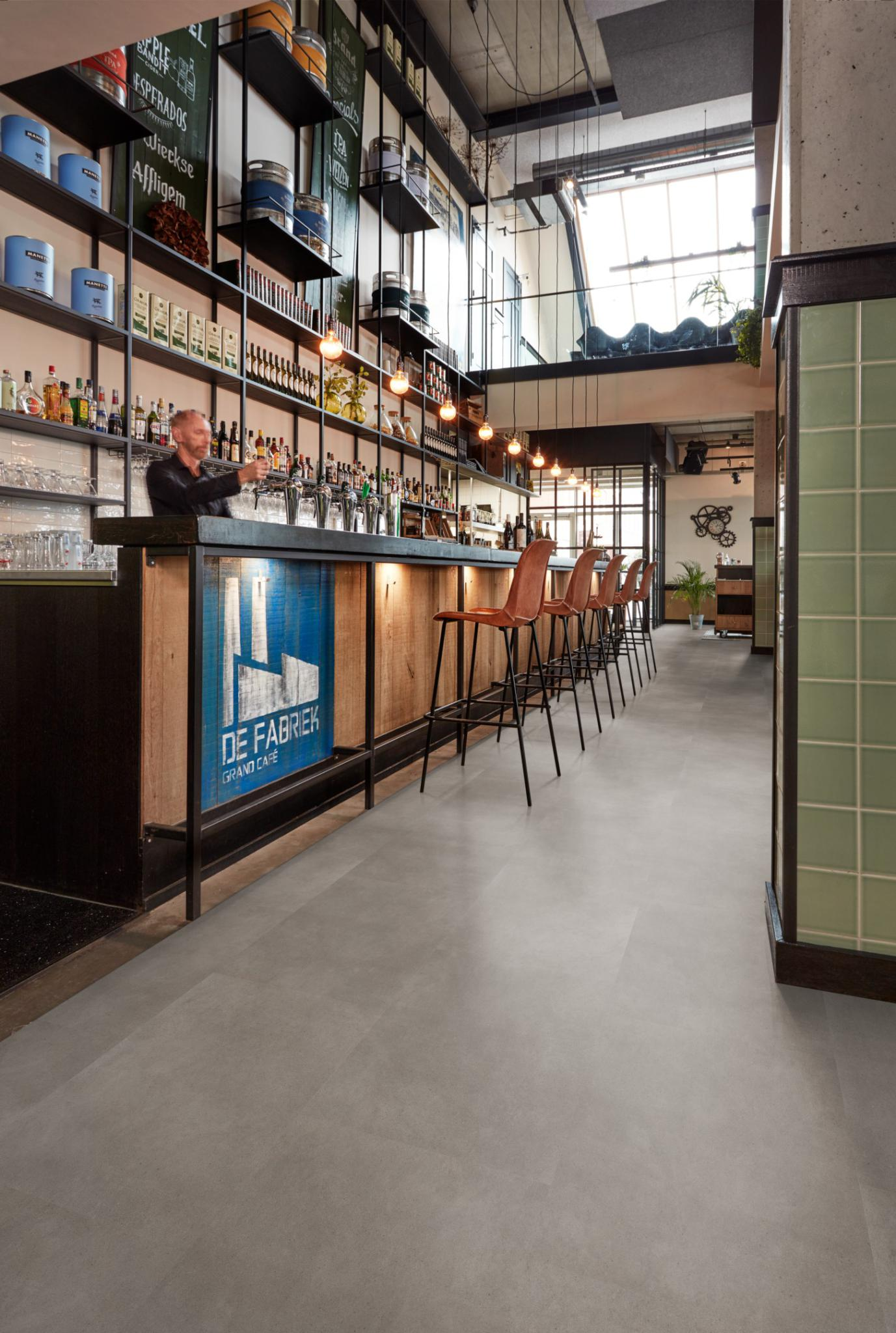 P336 XL click SRC taupe