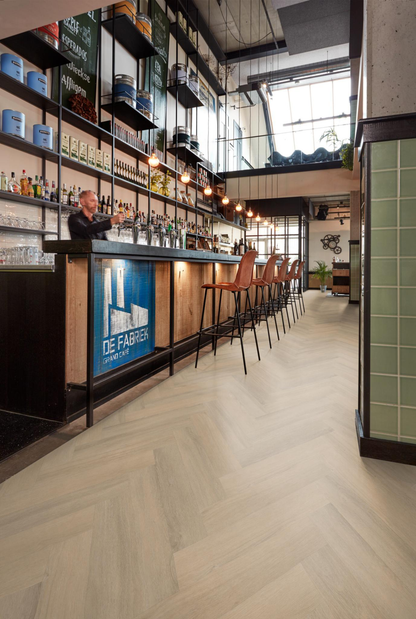 P590 visgraat dryback warm beige