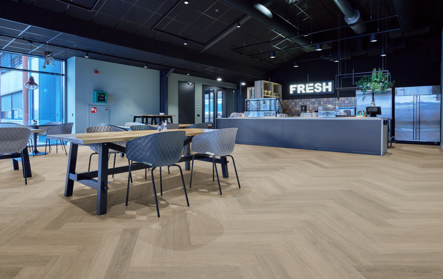 P590 visgraat dryback smoky