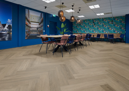 P590 visgraat dryback smoky