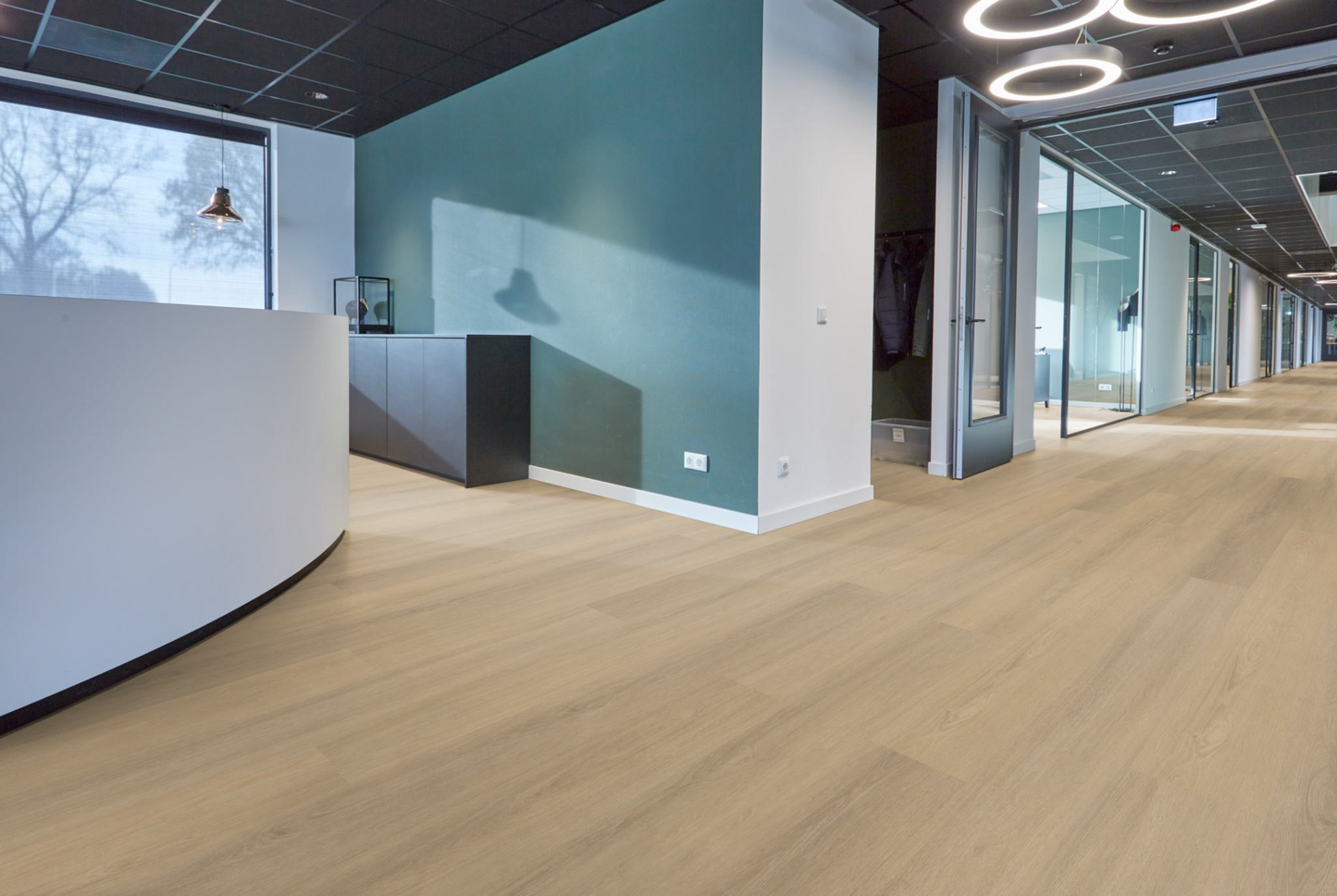 P490 dryback warm beige